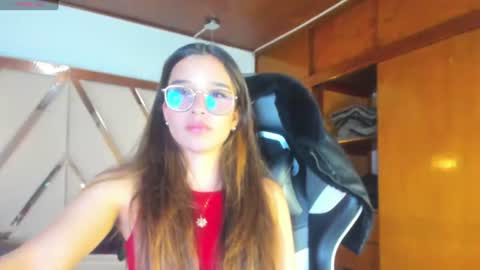 Snapshot of zoe_dear chatting on 06.10.26 zoe_dear online show from 06.10.26