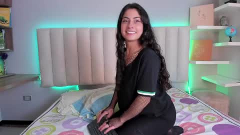 zoe_henderson online show from 03.27.26