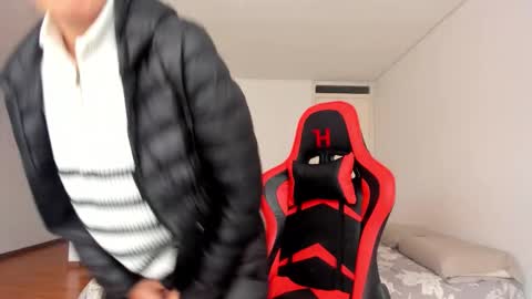 ZOE online show from 12.18.25