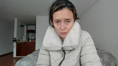Snapshot of zoe_jeane_beker chatting on 04.29.26 ZOE online show from 04.29.26