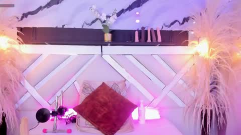 Zoey  online show from 04.14.26