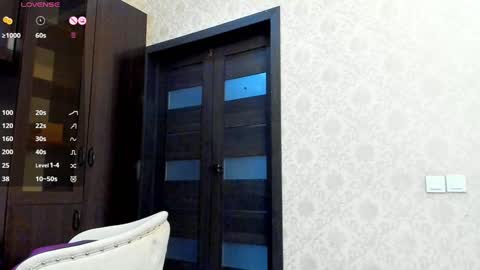 Zoe online show from 12.28.24