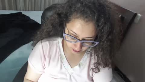 Zoe Koller online show from 09.23.25