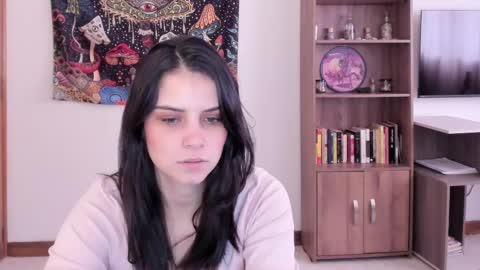 Zoe  online show from 02.25.25