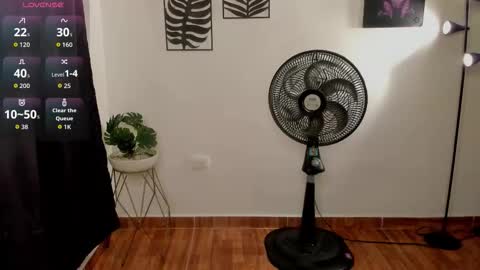 Snapshot of zoe_millerx chatting on 02.11.26 zoe_millerx online show from 02.11.26