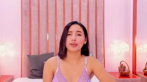 Snapshot of zoe_monrow chatting on 06.23.26 Zoe Monrow online show from 06.23.26