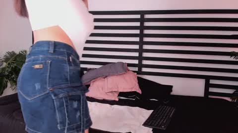 Snapshot of zoe_olsen__ chatting on 01.02.25 Zoe Olsen online show from 01.02.25