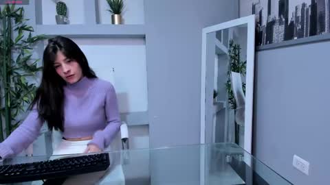 Snapshot of zoe_olsen__ chatting on 02.16.25 Zoe Olsen online show from 02.16.25
