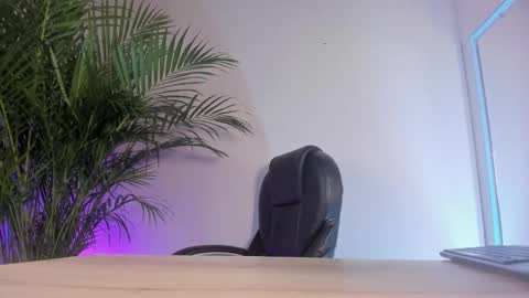 Zoe online show from 02.18.26