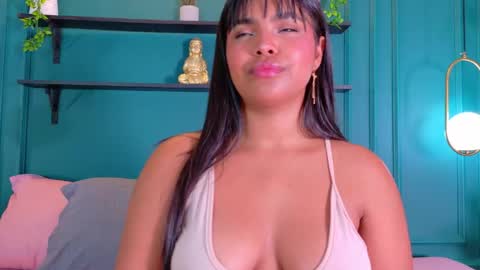 Snapshot of zoe_roux210949 chatting on 04.21.26 Zoe online show from 04.21.26