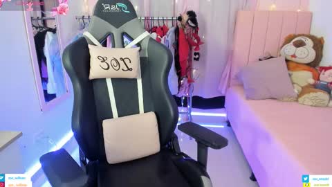 Snapshot of zoe_sullivan_ chatting on 02.04.26 zoe_sullivan_ online show from 02.04.26