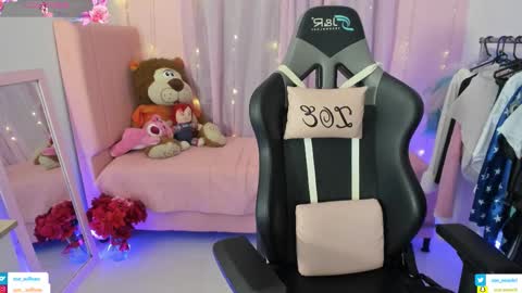 Snapshot of zoe_sullivan_ chatting on 02.26.26 zoe_sullivan_ online show from 02.26.26