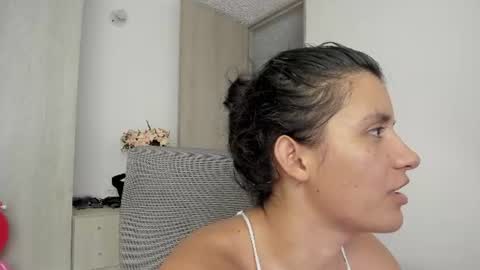 Snapshot of zoe_wattson chatting on 06.24.26 Zoe online show from 06.24.26