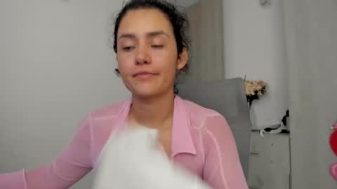 Snapshot of zoe_wattson chatting on 07.21.26 Zoe online show from 07.21.26