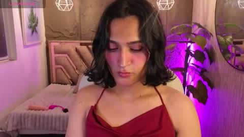 Snapshot of zoee_kiss_ chatting on 07.26.26 ZOE online show from 07.26.26