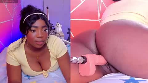 Snapshot of zoeethompson_cm chatting on 10.07.25    online show from 10.07.25