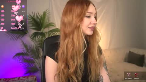 Snapshot of zoeford_ chatting on 05.14.26 ZOE online show from 05.14.26