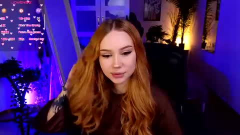 Snapshot of zoeford_ chatting on 07.30.26 ZOE online show from 07.30.26