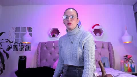 Zoe online show from 01.04.25