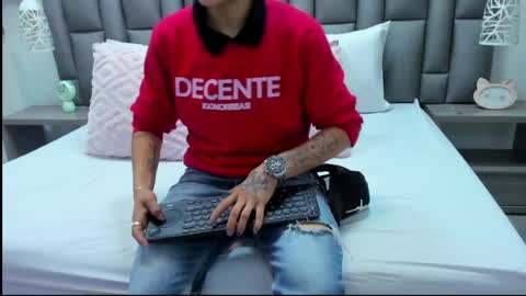 Zoe Krug online show from 04.13.26