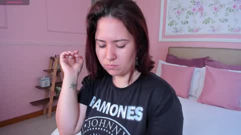 Zoes online show from 03.03.25