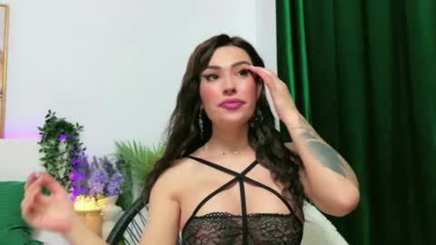 Snapshot of zoey_marye chatting on 05.19.26 Zoey online show from 05.19.26