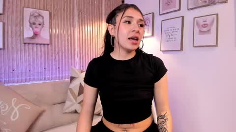 Zoey  online show from 04.16.26