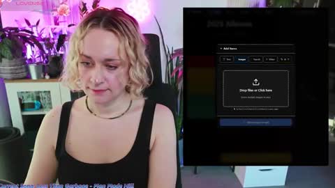 Snapshot of zoeyryan chatting on 01.18.26 Zoey Ryan online show from 01.18.26
