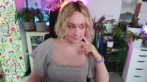Snapshot of zoeyryan chatting on 03.22.26 Zoey Ryan online show from 03.22.26