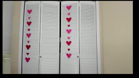 Snapshot of zoiebutterfly chatting on 02.12.26 Zoie online show from 02.12.26