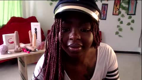 Snapshot of zooee_p chatting on 02.06.26 Zooe online show from 02.06.26