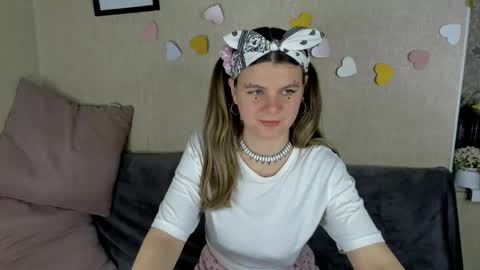 Snapshot of zorianaa_ chatting on 05.04.26 Zoriana online show from 05.04.26