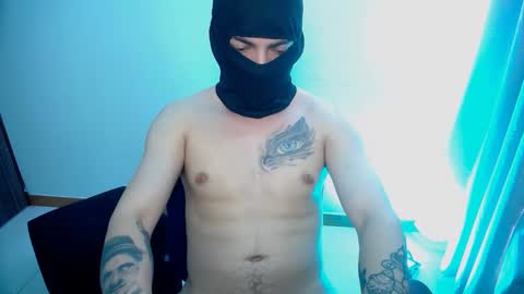 Snapshot of zoro_roronoa96 chatting on 10.23.25 zoro_roronoa96 online show from 10.23.25