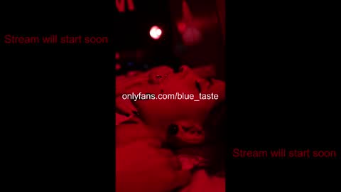 Snapshot of zorosgiirl chatting on 02.09.25 Birthday Stream - Dec 5 online show from 02.09.25