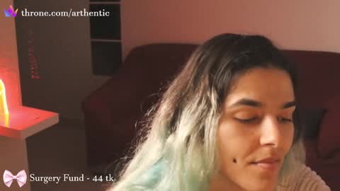 Snapshot of zorosgiirl chatting on 02.12.25 Birthday Stream - Dec 5 online show from 02.12.25