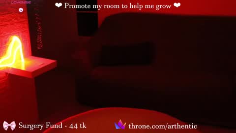 Snapshot of zorosgiirl chatting on 02.24.25 Birthday Stream - Dec 5 online show from 02.24.25