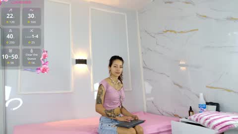 Snapshot of zorravioleta chatting on 04.20.26 Violeta online show from 04.20.26