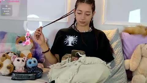 Snapshot of zorravioleta chatting on 05.26.26 Violeta online show from 05.26.26