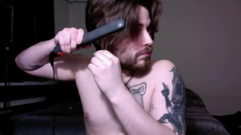 zorvello_83 online show from 04.14.26