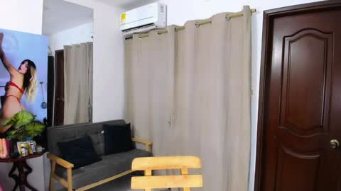 zou_quira online show from 02.22.26