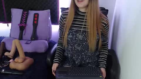 Snapshot of zpzphot chatting on 10.16.25 zpzphot online show from 10.16.25