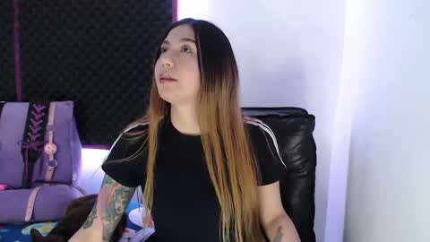 Snapshot of zpzphot chatting on 10.17.25 zpzphot online show from 10.17.25