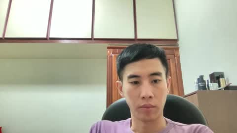 Snapshot of zseszsesz chatting on 12.10.24 Z online show from 12.10.24