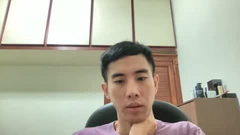 Snapshot of zseszsesz chatting on 12.12.24 Z online show from 12.12.24