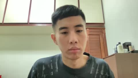 Snapshot of zseszsesz chatting on 12.19.24 Z online show from 12.19.24