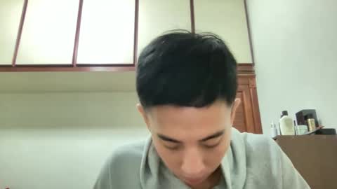 Snapshot of zseszsesz chatting on 12.22.24 Z online show from 12.22.24