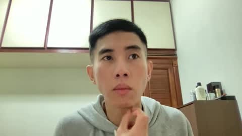 Snapshot of zseszsesz chatting on 12.22.24 Z online show from 12.22.24