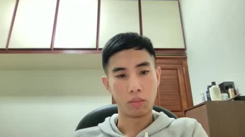 Snapshot of zseszsesz chatting on 12.26.24 Z online show from 12.26.24