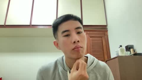 Snapshot of zseszsesz chatting on 12.29.24 Z online show from 12.29.24