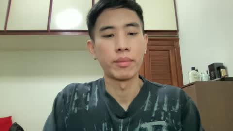 Snapshot of zseszsesz chatting on 02.01.25 Z online show from 02.01.25